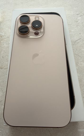 vender-iphone-iphone-16-pro-y-iphone-16-pro-max-apple-segunda-mano-19383119720260925084917-4