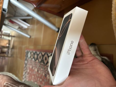vender-iphone-iphone-16-pro-y-iphone-16-pro-max-apple-segunda-mano-20250411120923-11