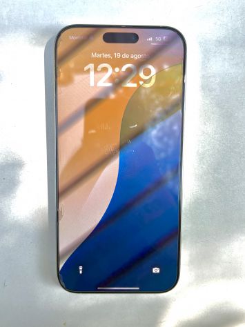 vender-iphone-iphone-16-pro-y-iphone-16-pro-max-apple-segunda-mano-20250821145748-12