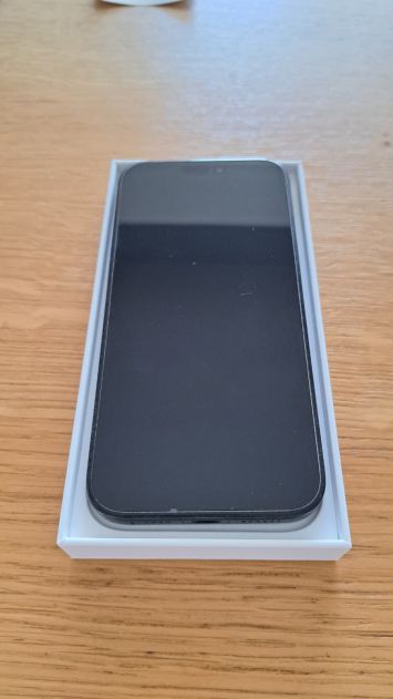 vender-iphone-iphone-16-pro-y-iphone-16-pro-max-apple-segunda-mano-20250912135150-1