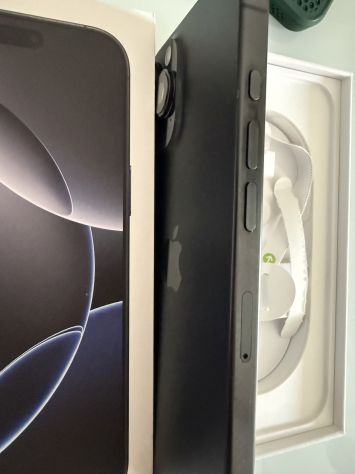 vender-iphone-iphone-16-pro-y-iphone-16-pro-max-apple-segunda-mano-20250913155031-14