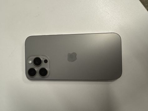 vender-iphone-iphone-16-pro-y-iphone-16-pro-max-apple-segunda-mano-20250914101926-1