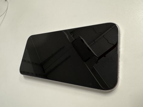 vender-iphone-iphone-16-pro-y-iphone-16-pro-max-apple-segunda-mano-20250914101926-14