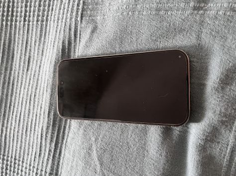 vender-iphone-iphone-16-pro-y-iphone-16-pro-max-apple-segunda-mano-20251212191941-1