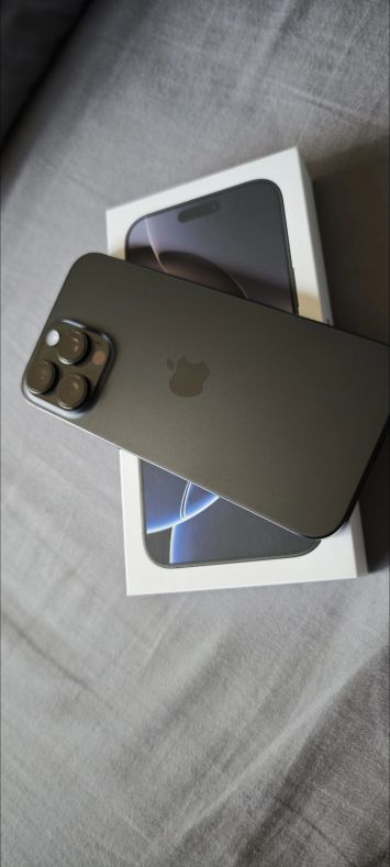 vender-iphone-iphone-16-pro-y-iphone-16-pro-max-apple-segunda-mano-209620250831193630-13