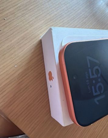 vender-iphone-iphone-17-pro-y-iphone-17-pro-max-apple-segunda-mano-20260824143219-14