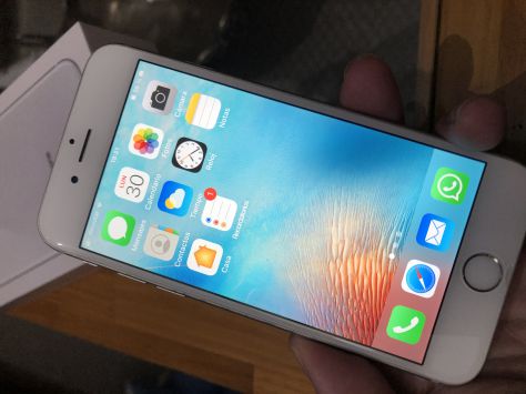 iPhone 6S plata- 64Gb + batería nueva