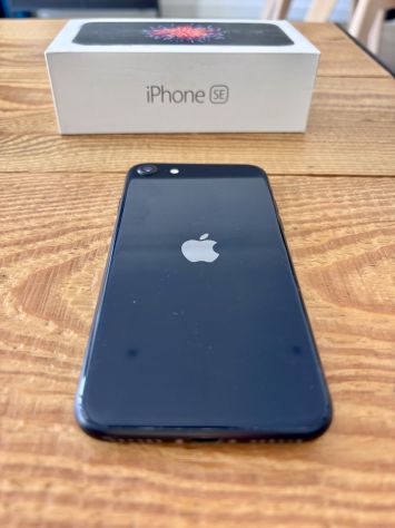 vender-iphone-iphone-se-apple-segunda-mano-1465120260111115122-13