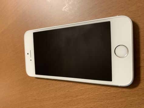 vender-iphone-iphone-se-apple-segunda-mano-19382654720190914122918-4