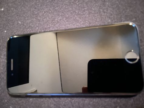 vender-iphone-iphone-se-apple-segunda-mano-19383378720250315010914-4