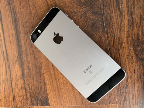 vender-iphone-iphone-se-apple-segunda-mano-20210119154039-11
