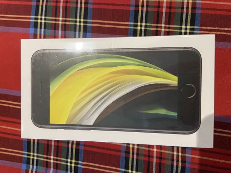iPhone SE sin abrir