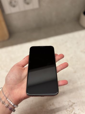 iPhone X