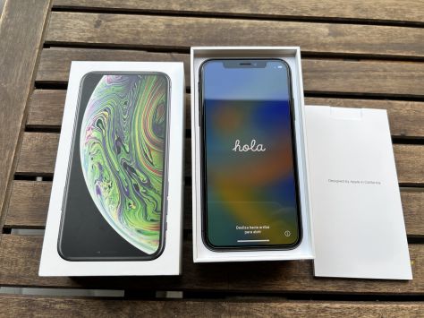 IPhone XS 256GB y accesorios nuevos a estrenar