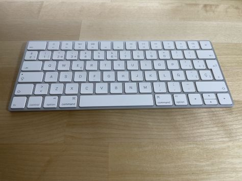 Magic keyboard blanco