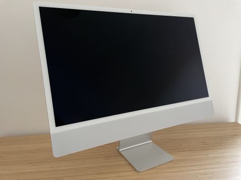iMac 24
