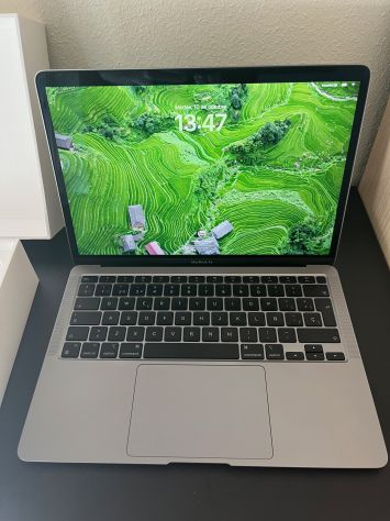 MacBook Air M1 gris espacial - 2023