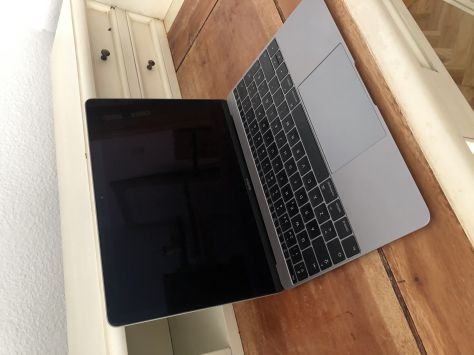 MacBook 12 Early 2016 I intel core M 512mb