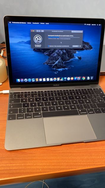 MacBook 12