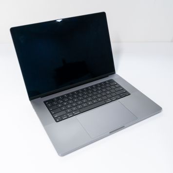 MacBook Pro 2021 16 M1 PRO 32 GB RAM 1TB HD