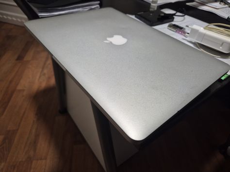 vender-mac-macbook-pro-apple-segunda-mano-1874420260113225225-14