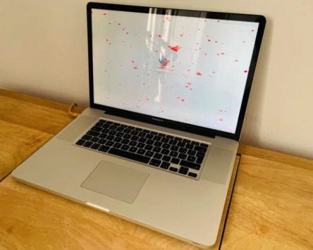 MacBook Pro 17
