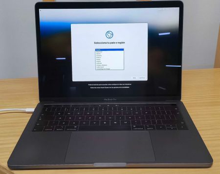 Macbook Pro (2019)