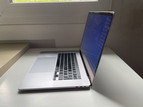 vender-mac-macbook-pro-apple-segunda-mano-20231016114354-12