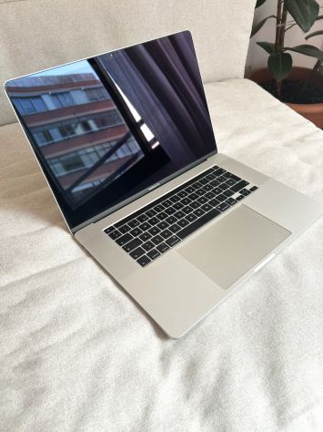 Macbook Pro 16