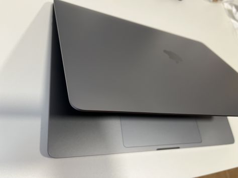 vender-mac-macbook-pro-apple-segunda-mano-20260822182725-12