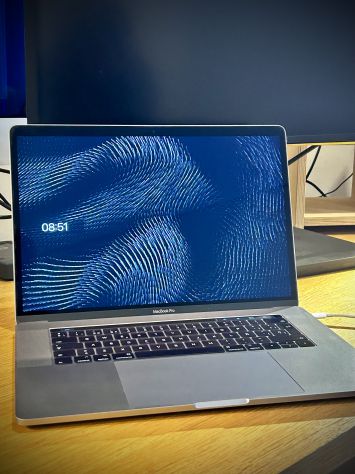 vender-mac-macbook-pro-apple-segunda-mano-20260918150728-11