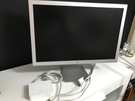 Apple Cinema Display