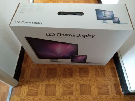 LED Cinema Display (27-inch)