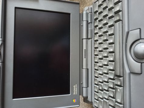 Macintosh PowerBook 145B
