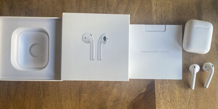 vender-music-airpods-de-seguna-mano-auriculares-apple-apple-segunda-mano-1834520200815074943-1