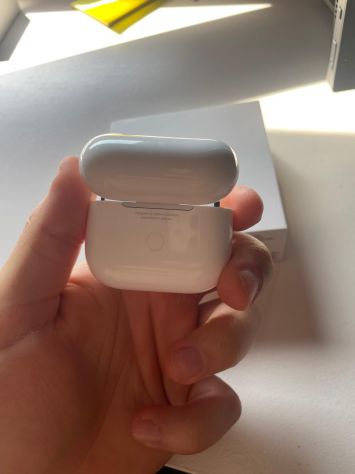 vender-music-airpods-de-seguna-mano-auriculares-apple-apple-segunda-mano-19383456120250719143352-12