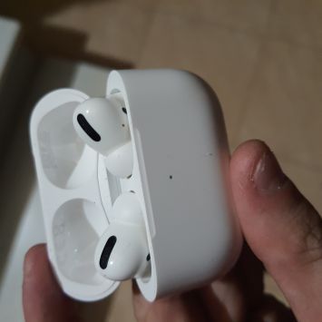 vender-music-airpods-de-seguna-mano-auriculares-apple-apple-segunda-mano-20211201235209-1