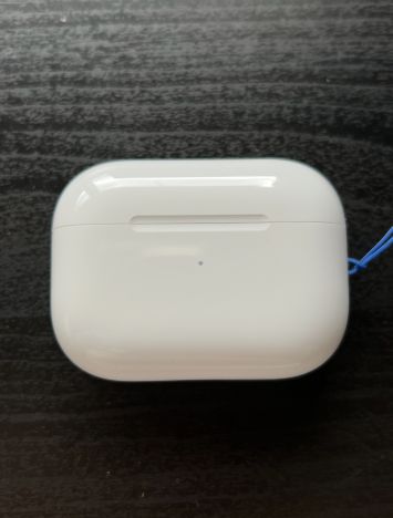 AirPods Pro 2. A estrenar. 